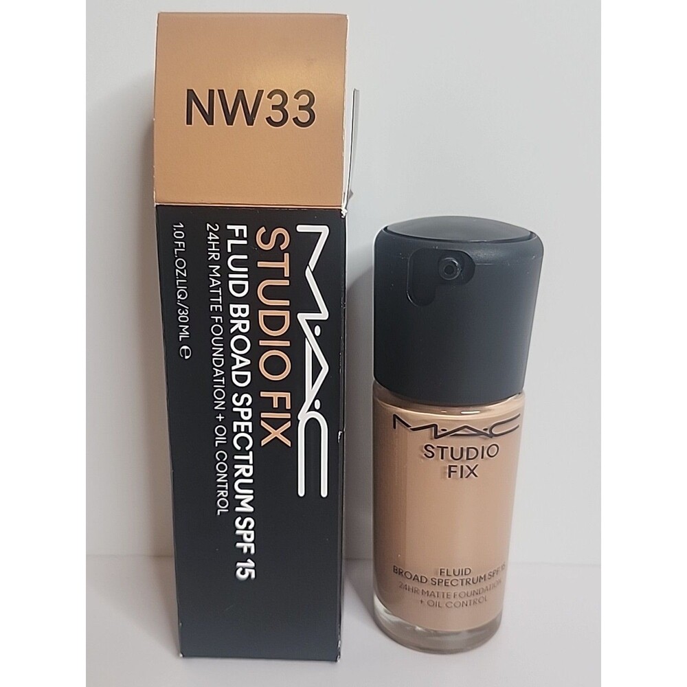 Mac NW33 Studio Fix Fluid Broad Spectrum SPF 15 24HR Matte Foundation NIB